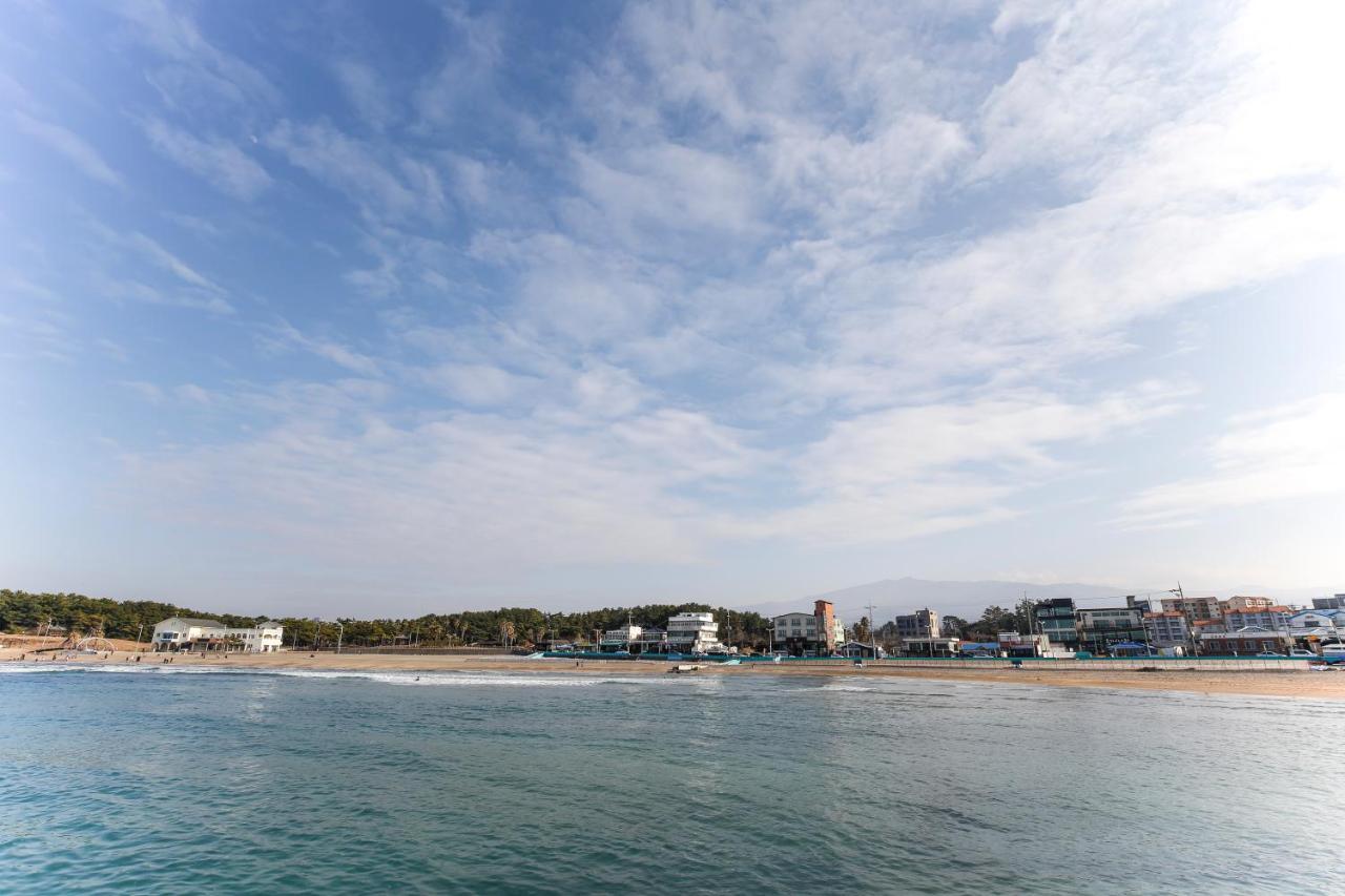 Jeju Ocean Family Hotel Экстерьер фото